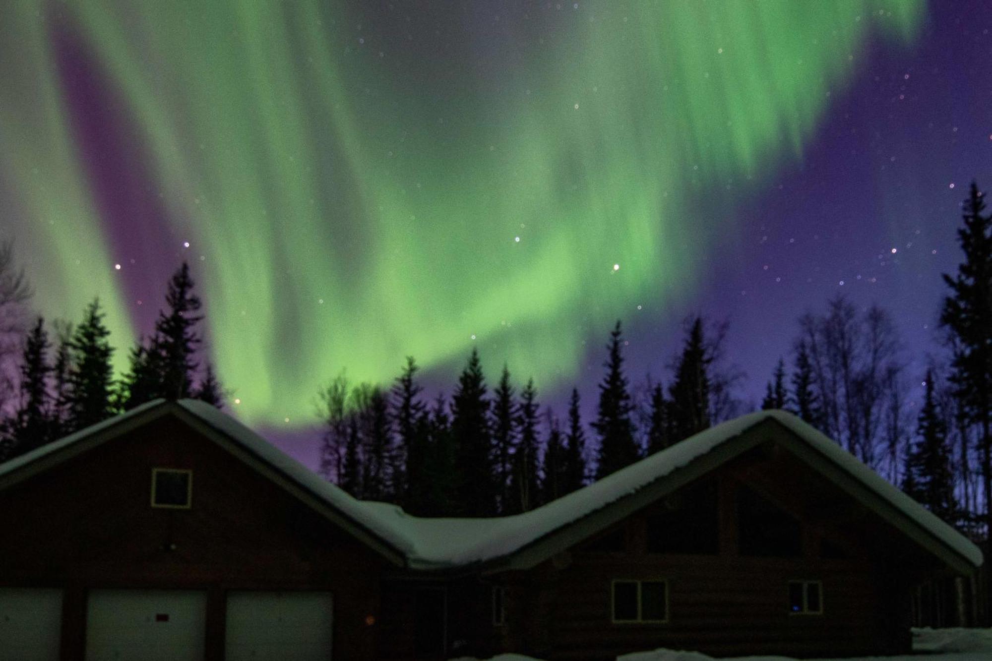 Riverside Log Cabin On-Site Aurora Viewing! North Pole Ngoại thất bức ảnh